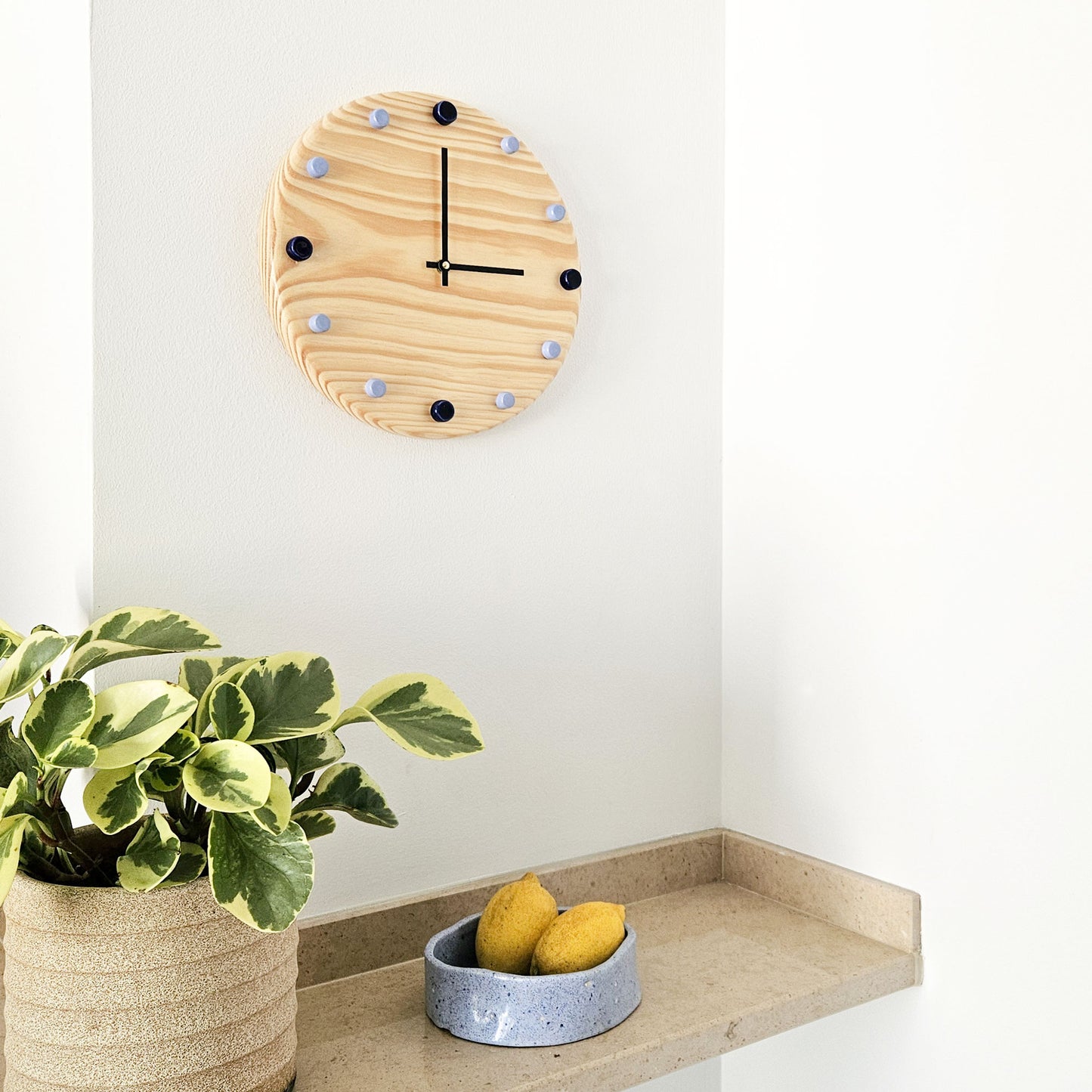 Minimalist Wooden Wall Clock with Handcrafted Ceramics | ⌀29cm - Blue & Light Blue