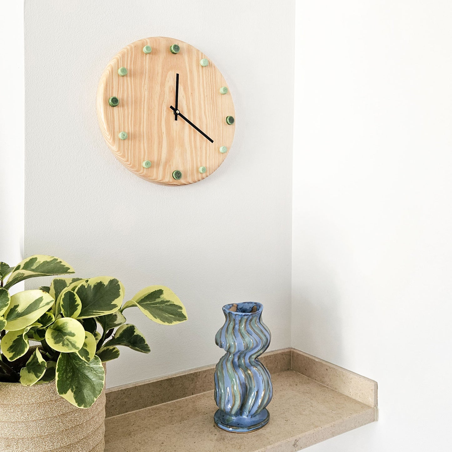 Minimalist Wooden Wall Clock with Handcrafted Ceramics | ⌀29cm - Green & Mint