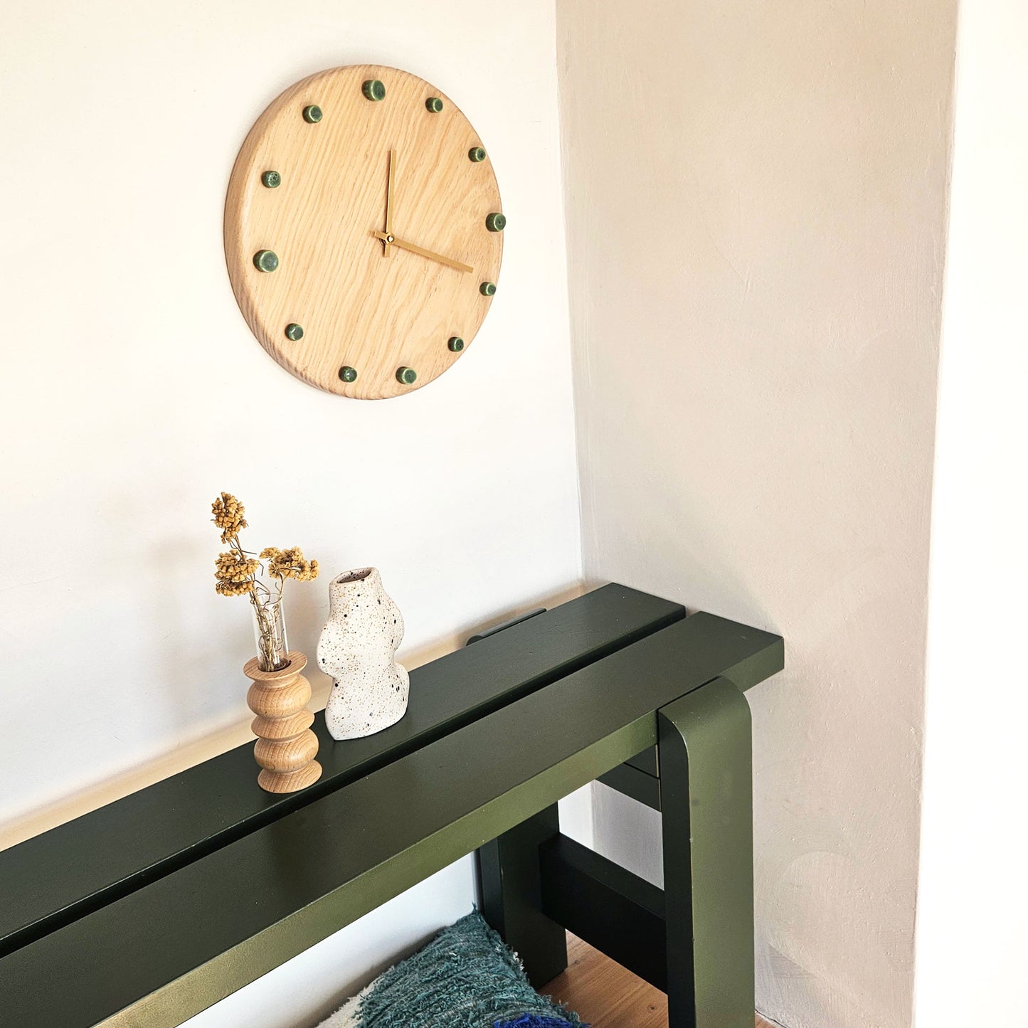 Minimalist Wooden Wall Clock with Handcrafted Ceramics | ⌀29cm - Green