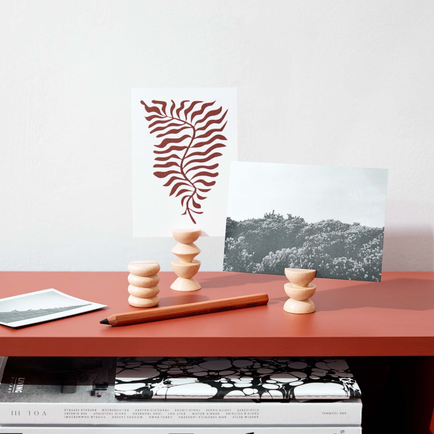 Totem Wooden Picture / Postcard Stand -  Set of 5 Short